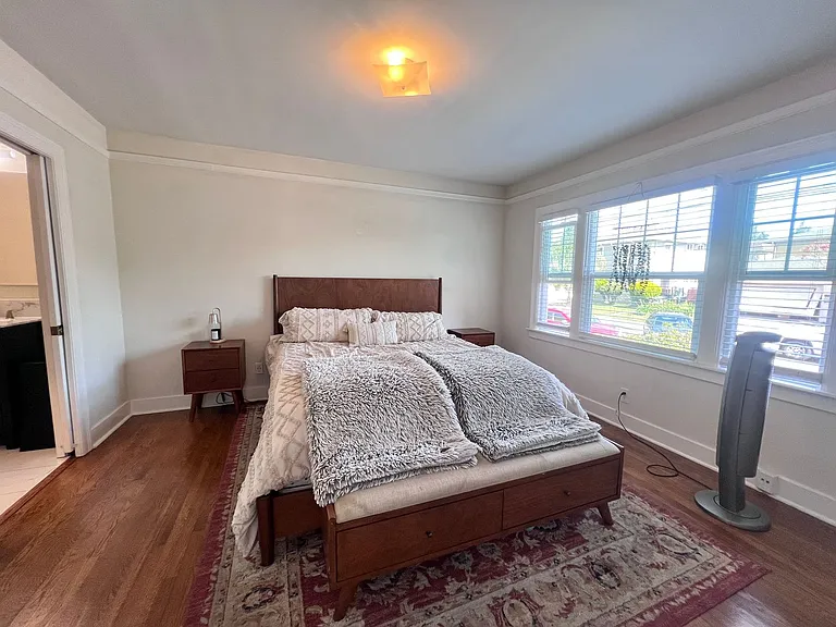 2355 Cherry St — Photo 9
