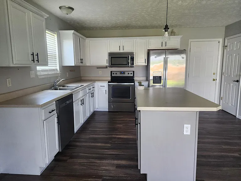 204 Ariel Ct — Photo 5