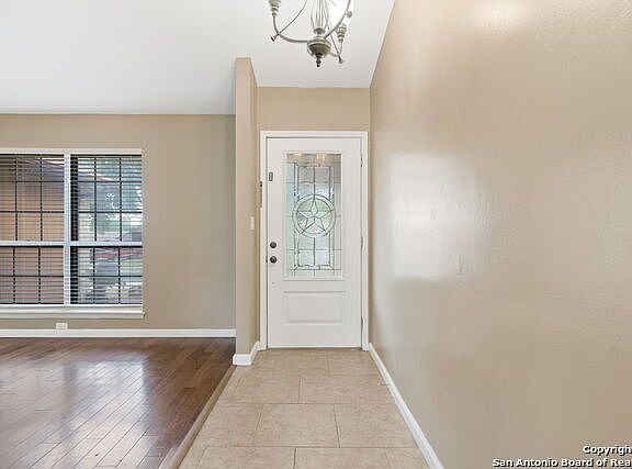 5th image of 6134 Royal Point Dr