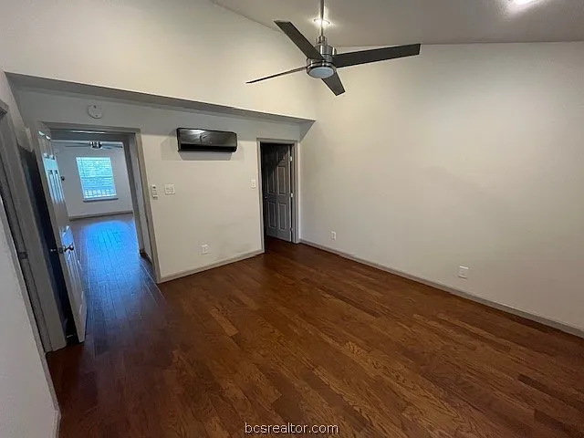 10328 N Dowling Rd — Photo 14