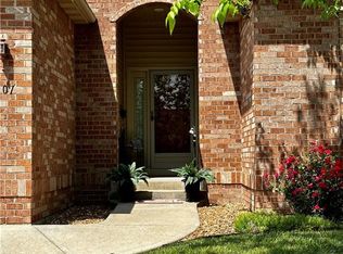 901 Texas Pl, Clinton, MO 64735