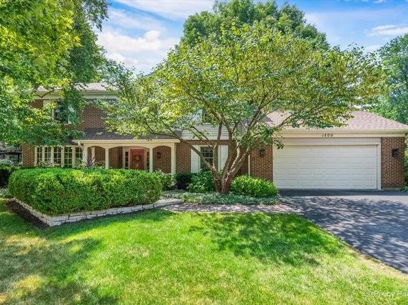 1500 Country Squire Dr, Geneva, IL 60134