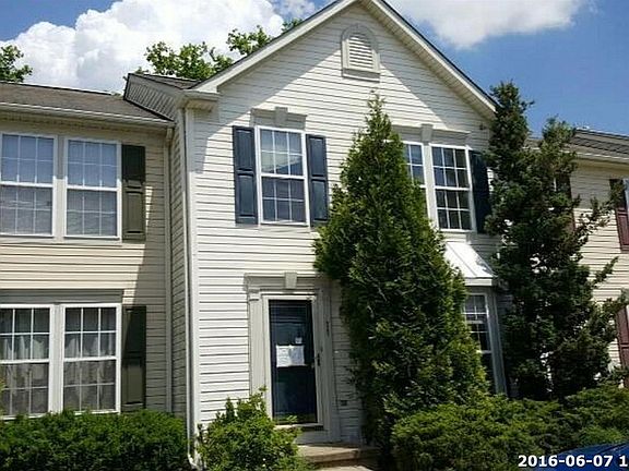 3rd image of 11 N Bellwoode Dr