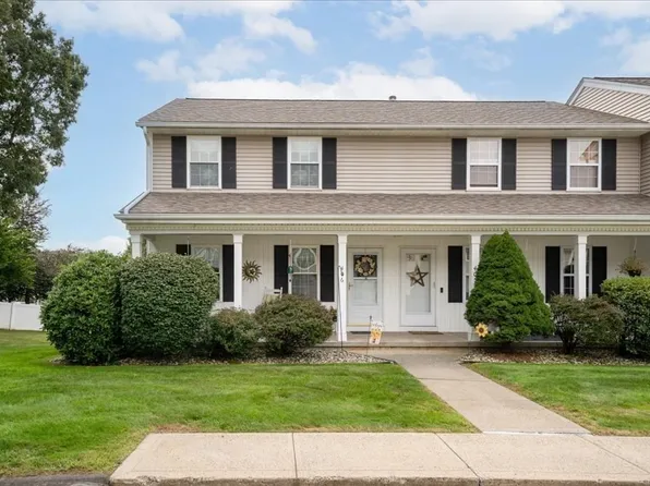 665 Center St Unit 406, Ludlow, MA 01056