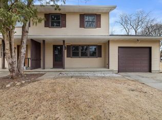 2666 Norwich St, Fitchburg, WI 53711