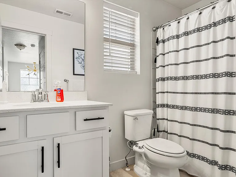 1768 S Haven Pkwy — Photo 15