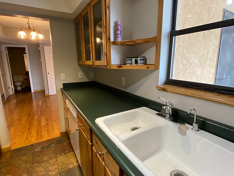 1281 E Shadow Ridge Dr #10W — Photo 4