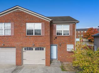 511 Big Bear Ln, Lexington, KY 40517