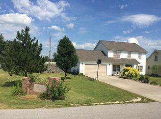 5899 Winterset Dr, Carterville, IL 62918