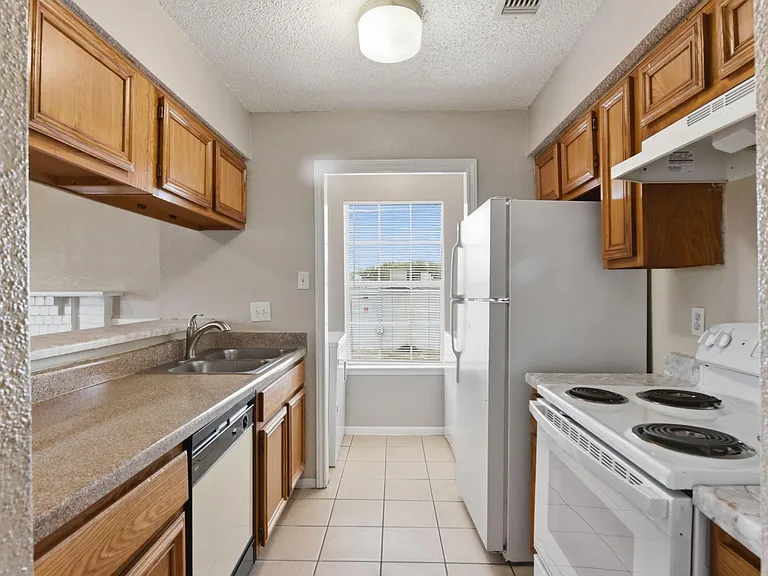 1310 Brenda Ln #C — Photo 9
