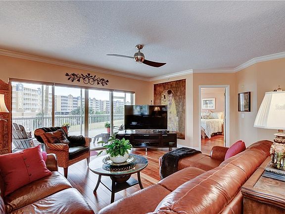 5th image of 1200 Country Club Dr APT 3101
