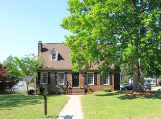 830 Old Woodlands Rd, Florence, SC 29505