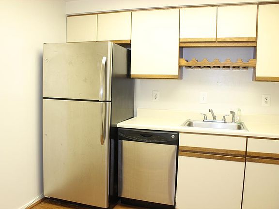 3rd image of 7720 Tremayne Pl APT 202
