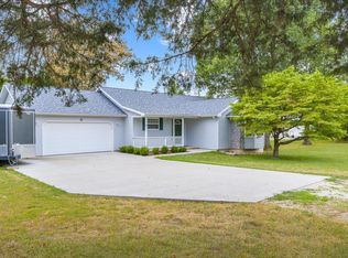 78 Hummingbird Dr, Camdenton, MO 65020