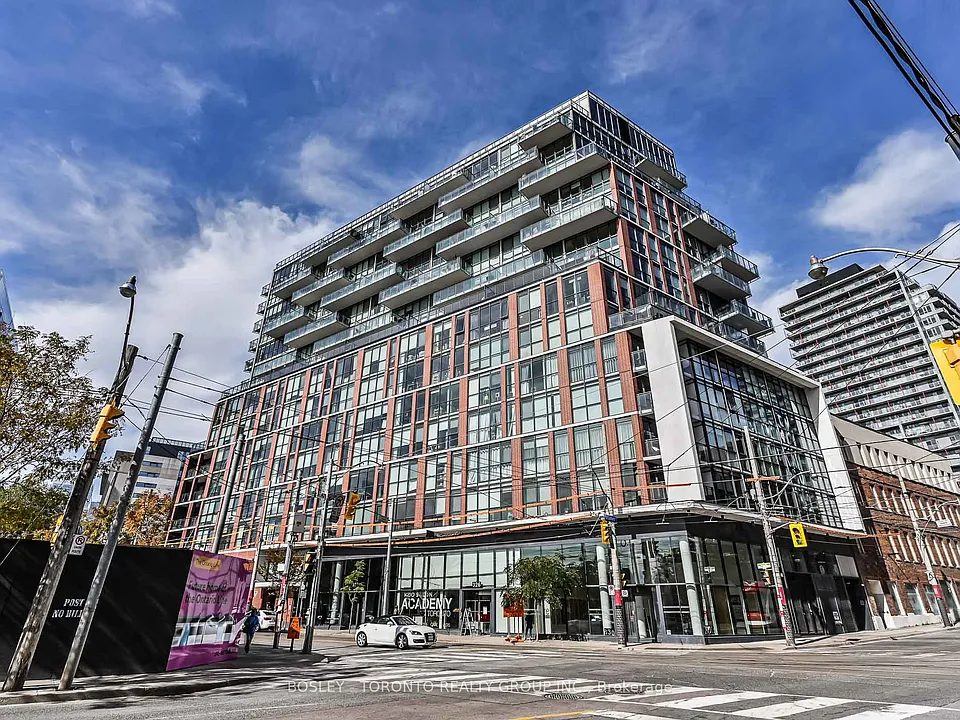 318 King St E #319