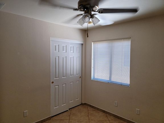 4th image of 721 W Cholla Crest Dr