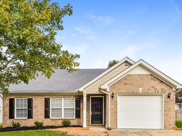 4002 Deer Run Trce — Photo 1