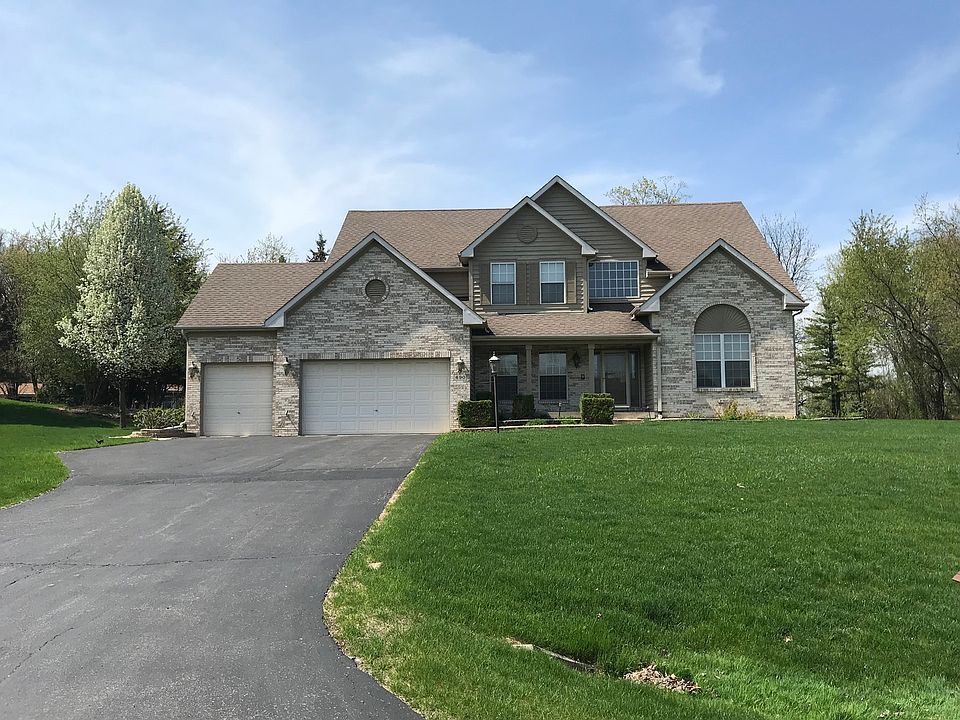 1st image of 690 Castlewood Dr