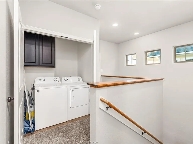 120 Richards St #B — Photo 18