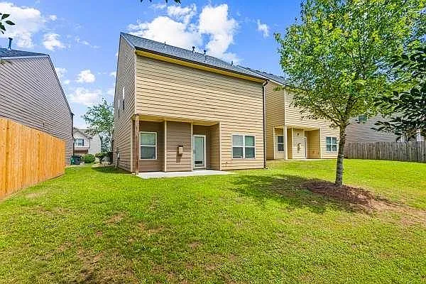 3920 Lake Manor Way — Photo 27
