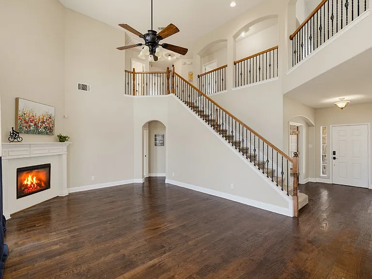 5201 Threshing Dr — Photo 4