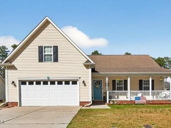 202 Croatan Woods Drive, New Bern, NC 28562