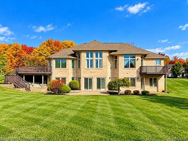 1297 Invitational Dr, photo 8