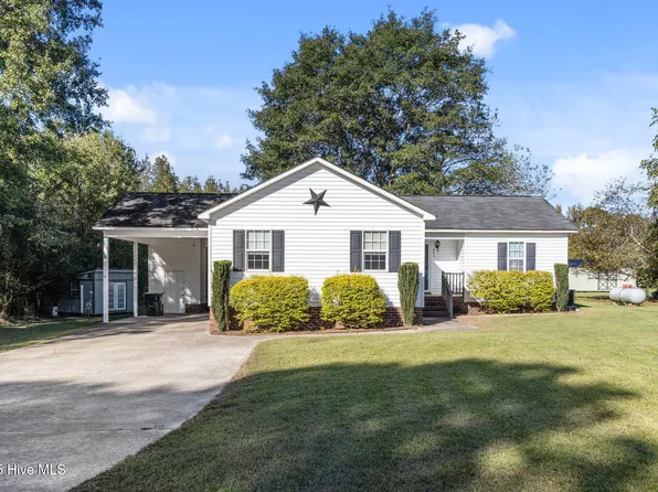 602 Eagles Nest Road, Grimesland, NC 27837