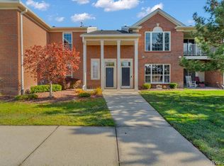 51641 Hale Ln, Chesterfield, MI 48051