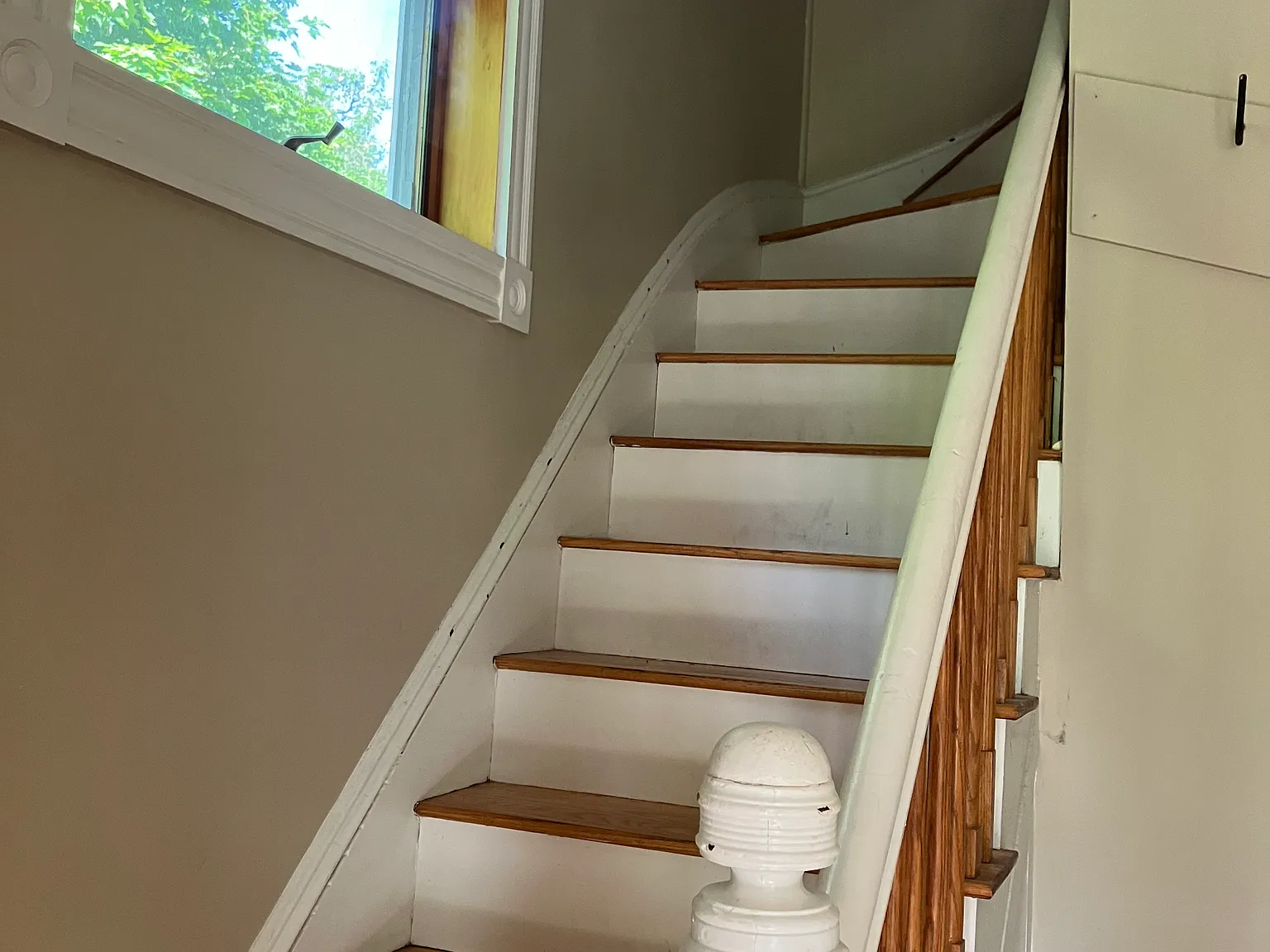 4 bed, 1300 sqft, $3,550 — Photo 3
