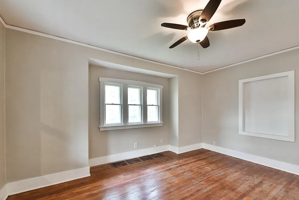 2410 N 60th Street — Photo 3