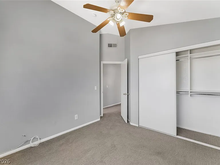 8412 White Shore Cir — Photo 21