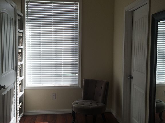 5th image of 2622 Winnie Dr