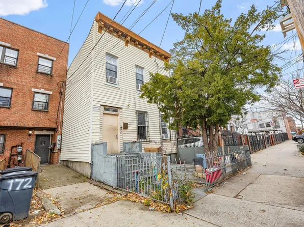 170 Montauk Avenue, Brooklyn, NY 11208