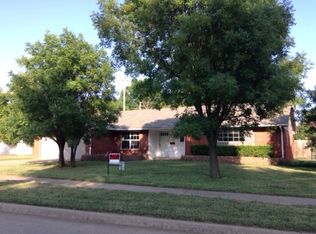 3116 Meadow Ln, Edmond, OK 73013