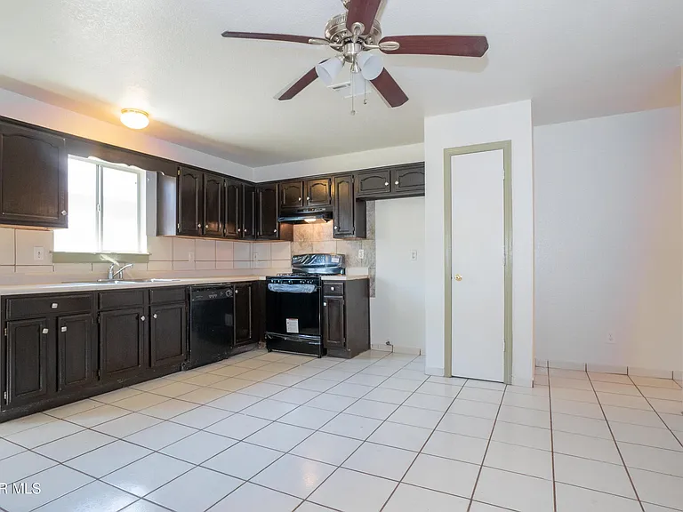 11641 Desert Keep Dr — Photo 9