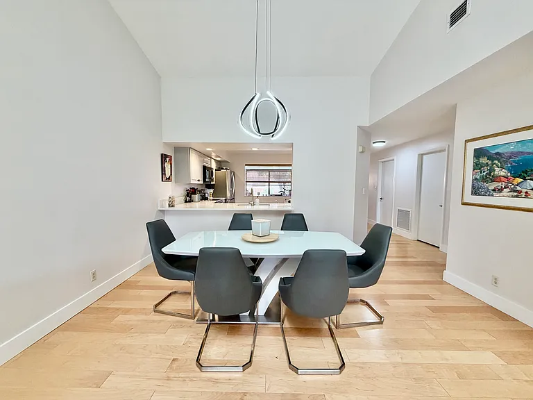7935 La Mirada Dr — Photo 15