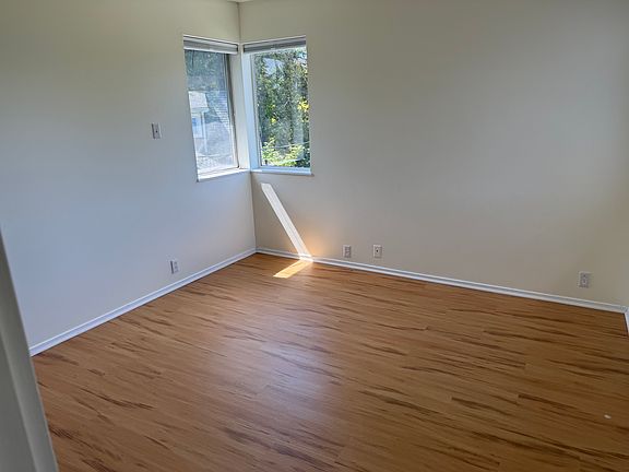 4th image of 4901 Lake Washington Blvd S