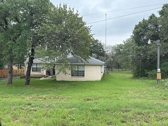 4th image of 12 Post Oak Rd