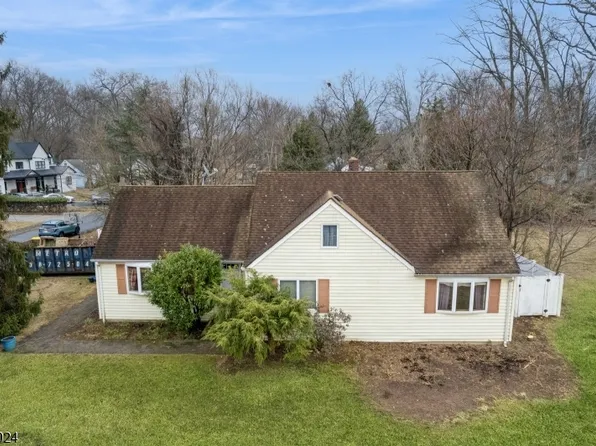 125 Lenox Ave, Green Brook Twp., NJ 08812