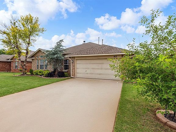 4th image of 612 Eastview Dr