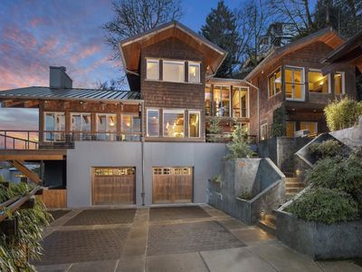 414 S Nevada St, Portland, OR, 97219