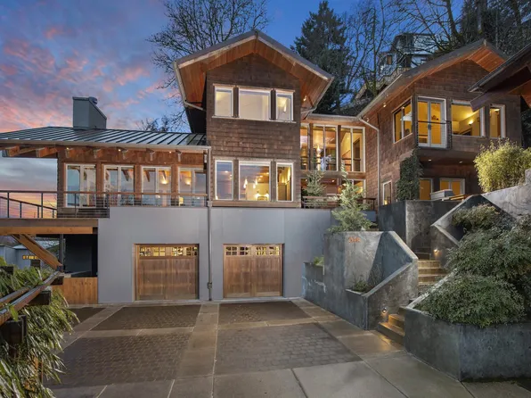 414 S Nevada St, Portland, OR 97219