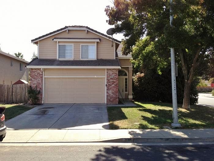 1st image of 300 Bradley Dr