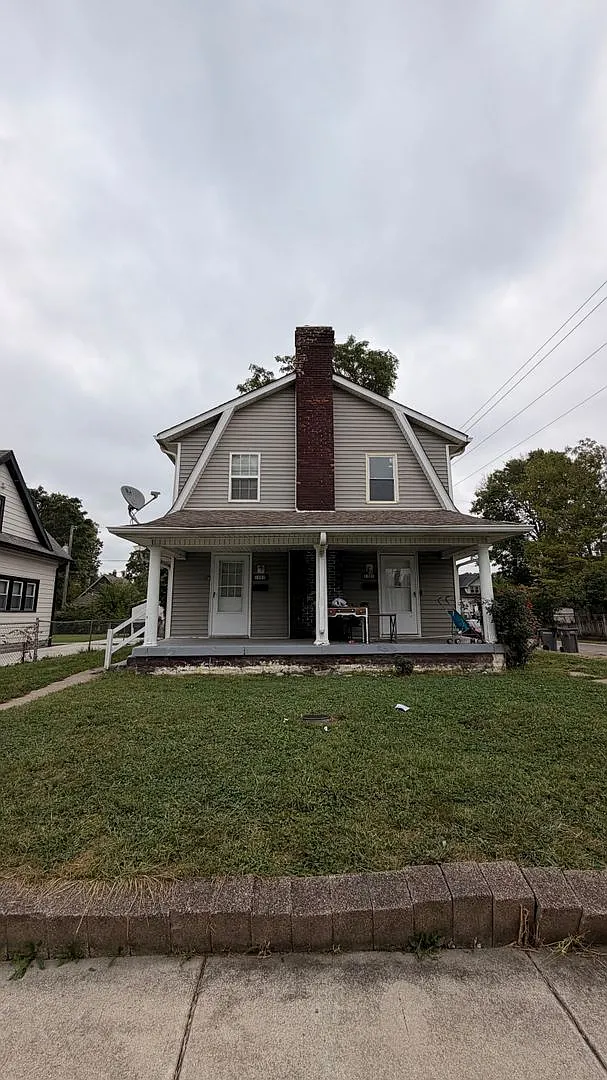 1301 N Olney St — Photo 1