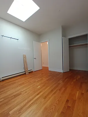 Rented by City Vista Inc | media 11