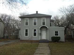 222 Richards St, Joliet, IL 60433