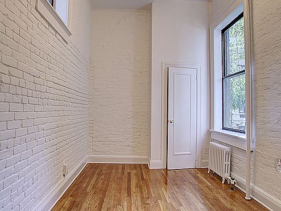 5th image of 304 W 30th St APT 7
