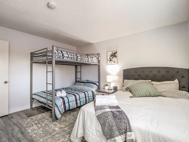 6581 Shelter Ln — Photo 24