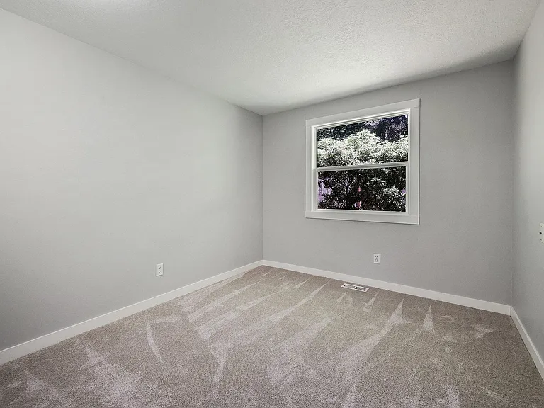 4256 Country Woods Ct — Photo 27